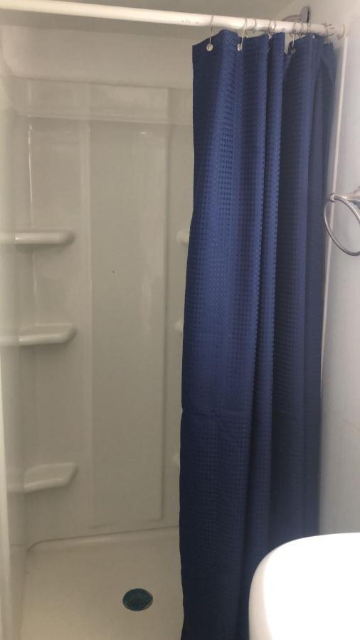 Cozzy Room With Private Entrance And Drive Way New York Exterior photo