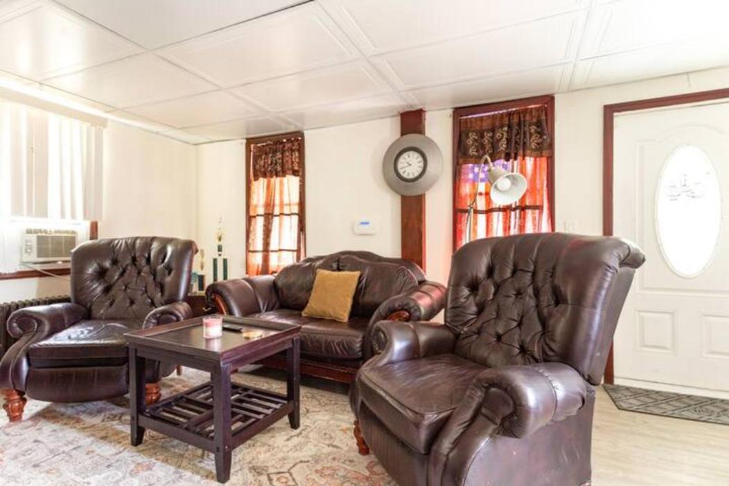 Cozzy Room With Private Entrance And Drive Way New York Exterior photo