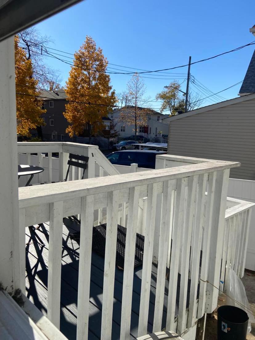 Cozzy Room With Private Entrance And Drive Way New York Exterior photo